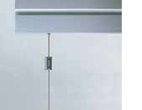 ワイヤーハンガー フォトフレームなどの吊り下げに便利なワイヤータイプ。